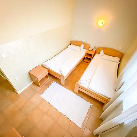 Garni Rimski Hotel 2*