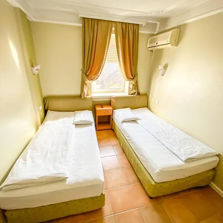 Garni Rimski 2*