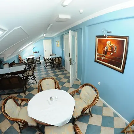 Garni Rimski 2* Novi Sad