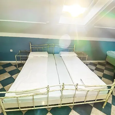 Sobe Rimski Отель 2*