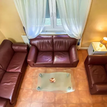 Garni Rimski 2* Novi Sad