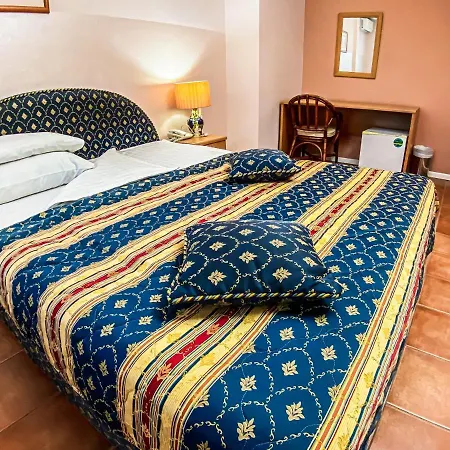 Отель Sobe Rimski